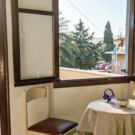 Knossos Apart Otel *